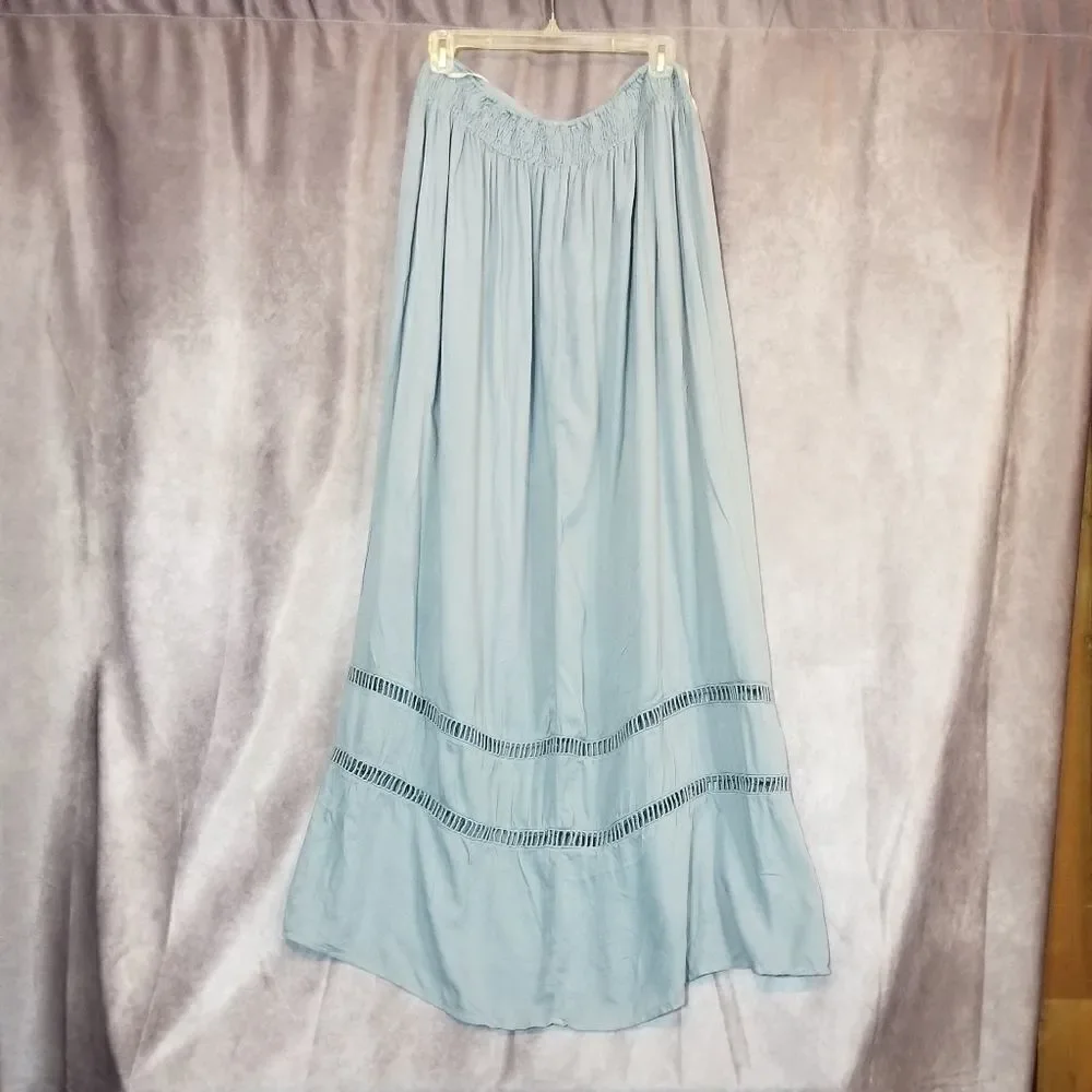BoHome Collection Split Side Skirt Size Small - Picture 3 of 5